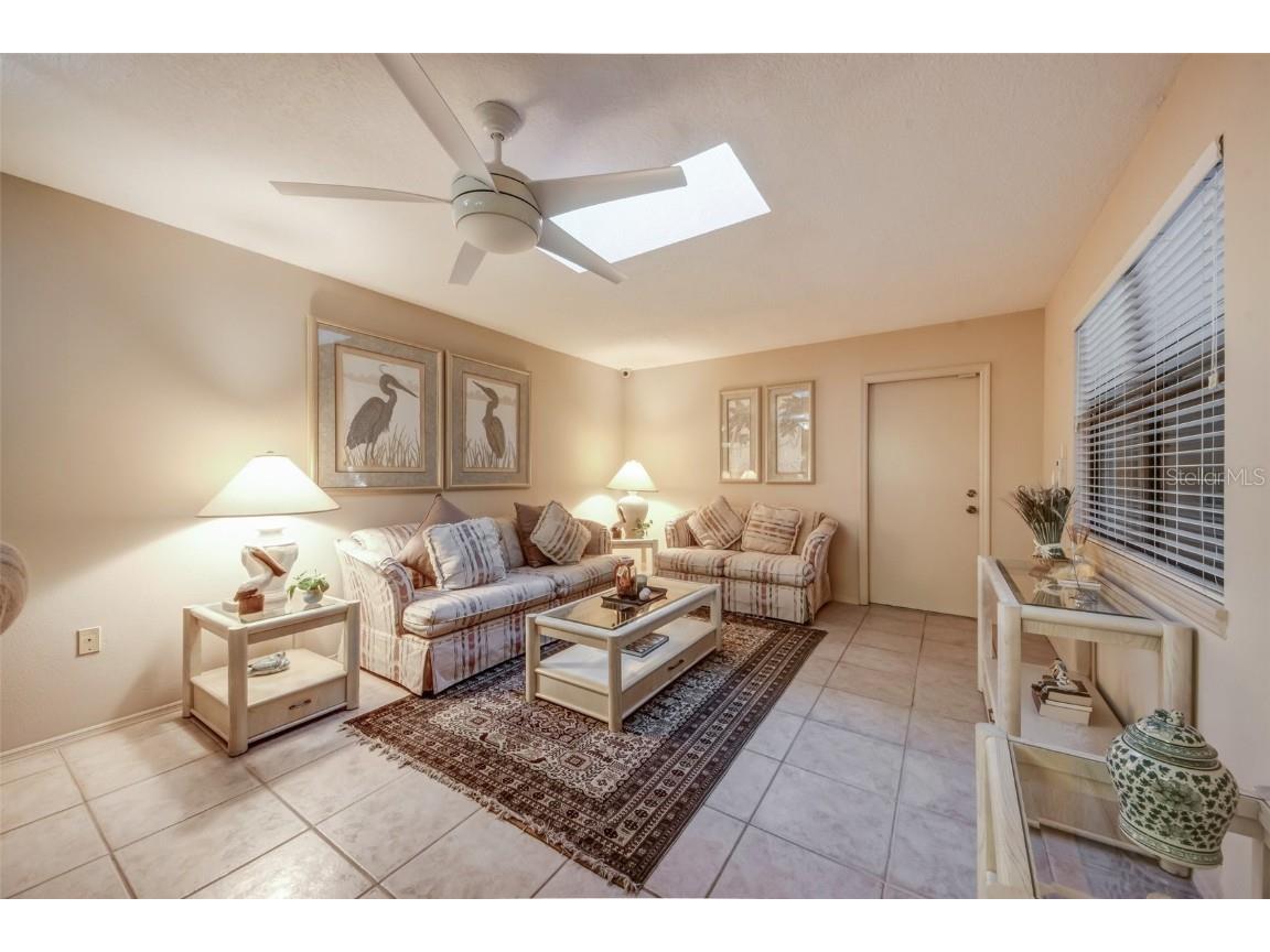 3401 Avenida Madera #B Bradenton FL 34210 A4668675 image40