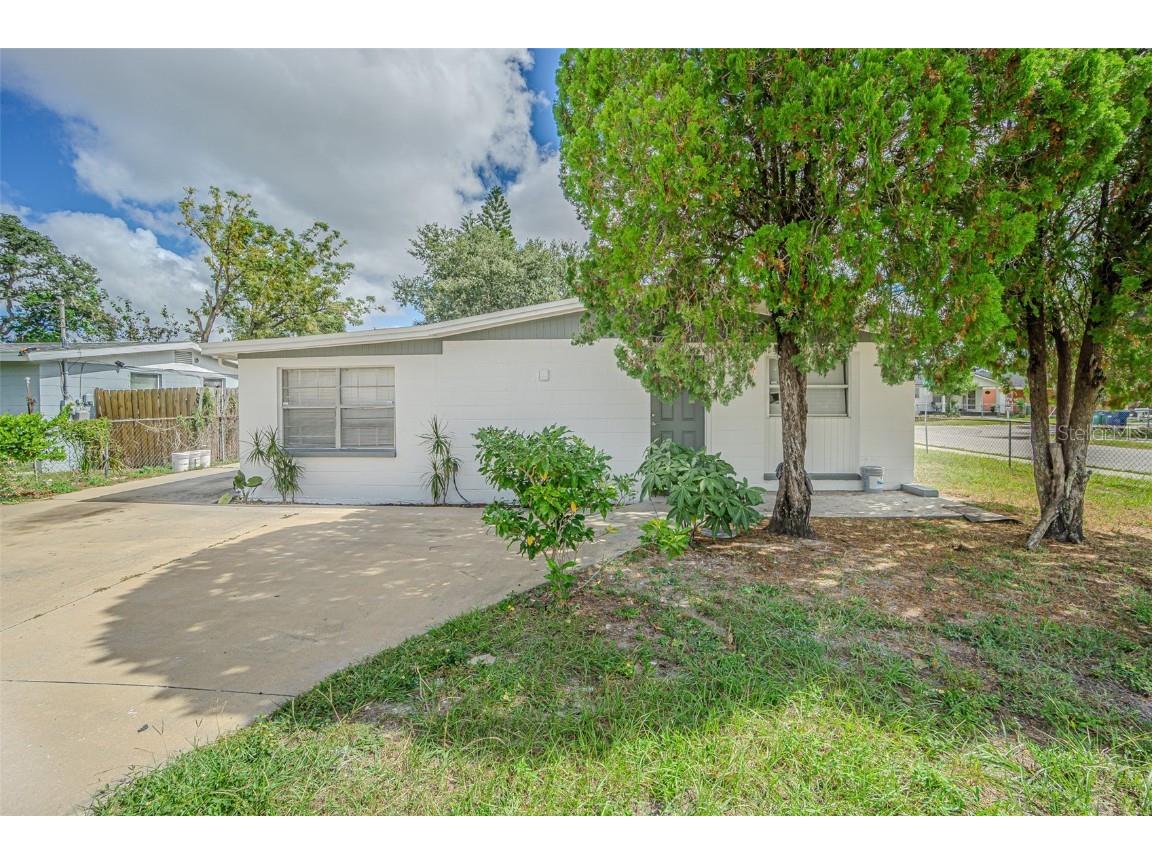 3401 Carioca Court Tampa FL 33605 TB8437061 image1