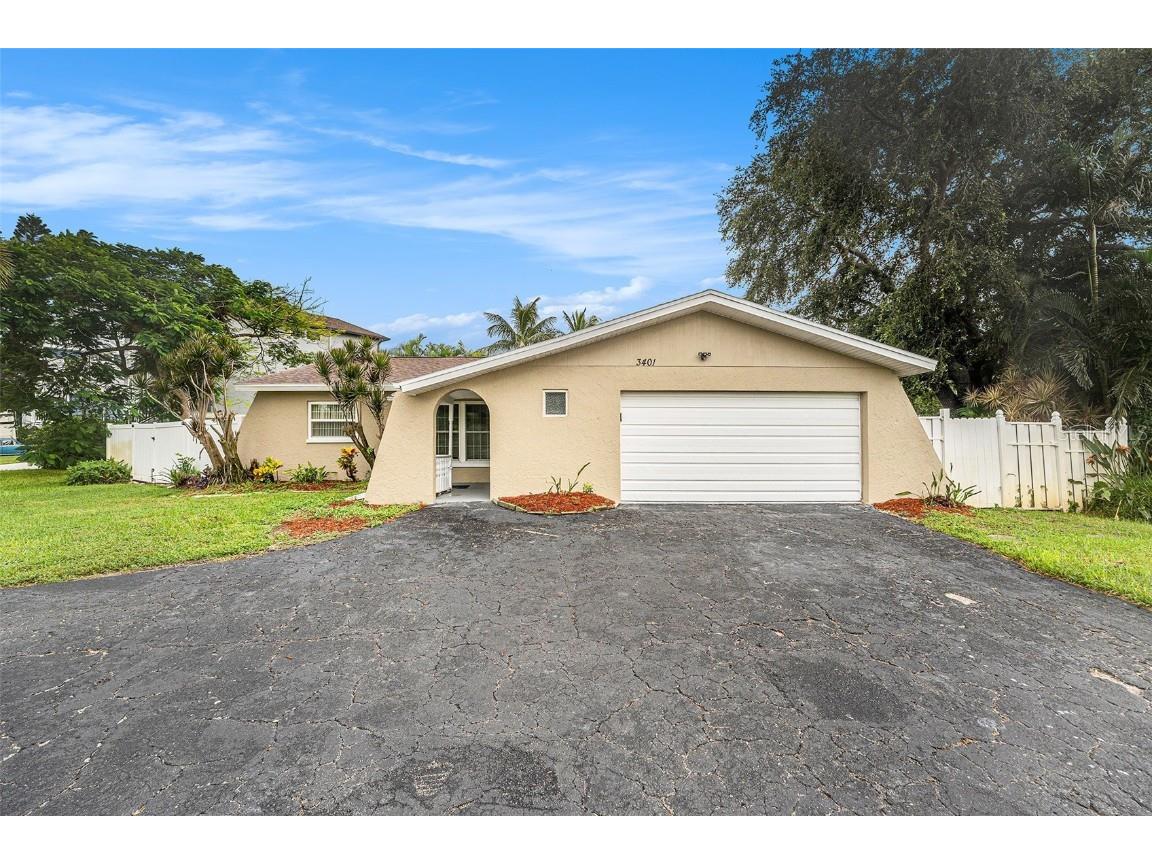 3401 Coquina Key Drive SE Saint Petersburg FL 33705 O6343032 image1
