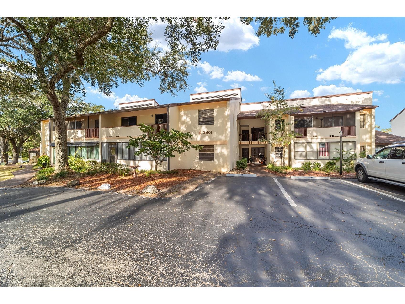 3401 E Fort King Street #202 Ocala FL 34470 OM725719 image1