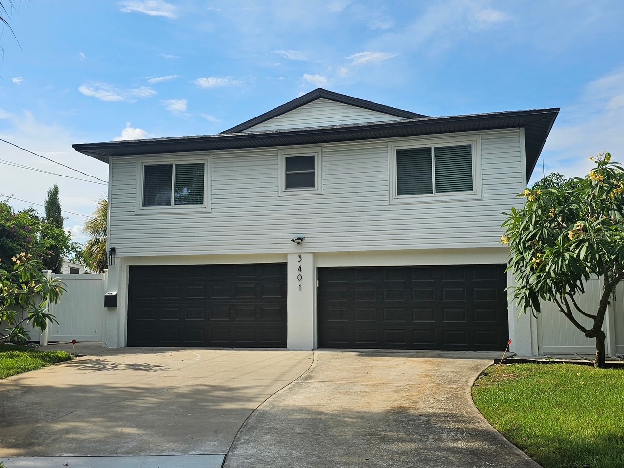 3401 Manatee Drive SE Saint Petersburg FL 33705 TB8489002 image1