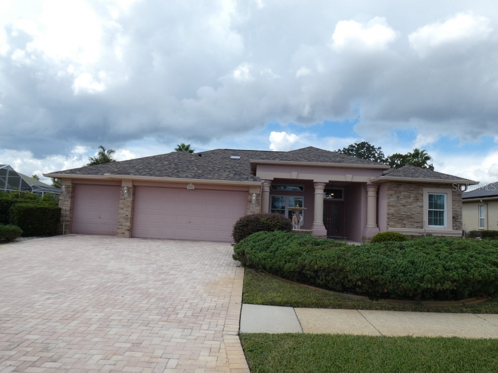 3401 St Ives Boulevard Spring Hill FL 34609 W7879295 image1