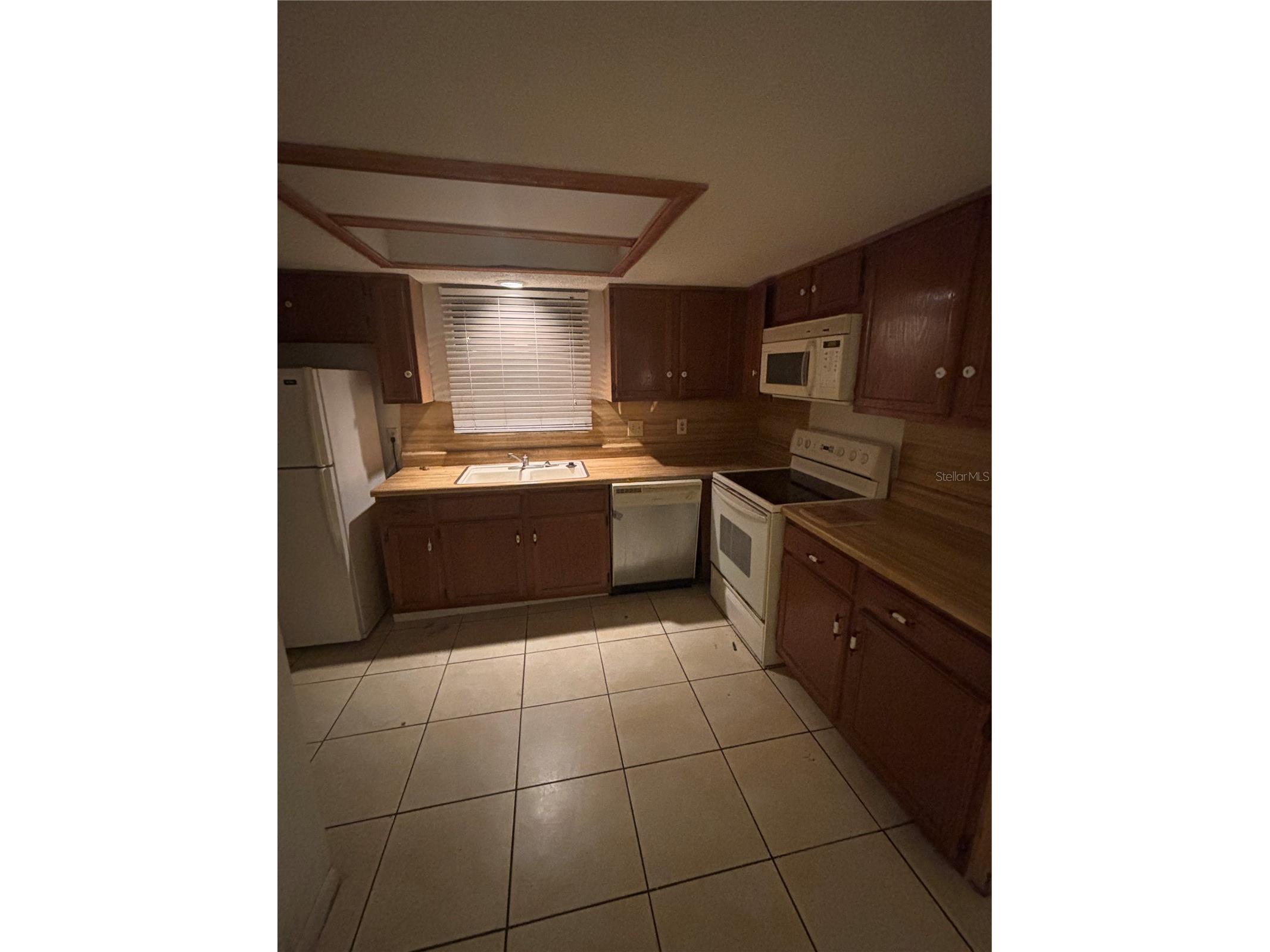 3401 Sunrise Villas Court S Tampa FL 33614 TB8525625 image5