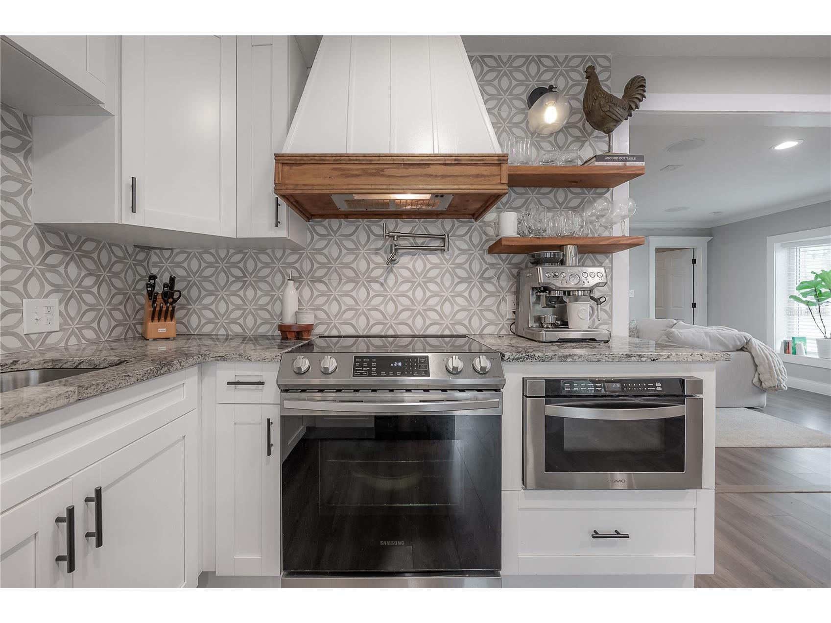 3401 W Van Buren Drive Tampa FL 33611 TB8513032 image11