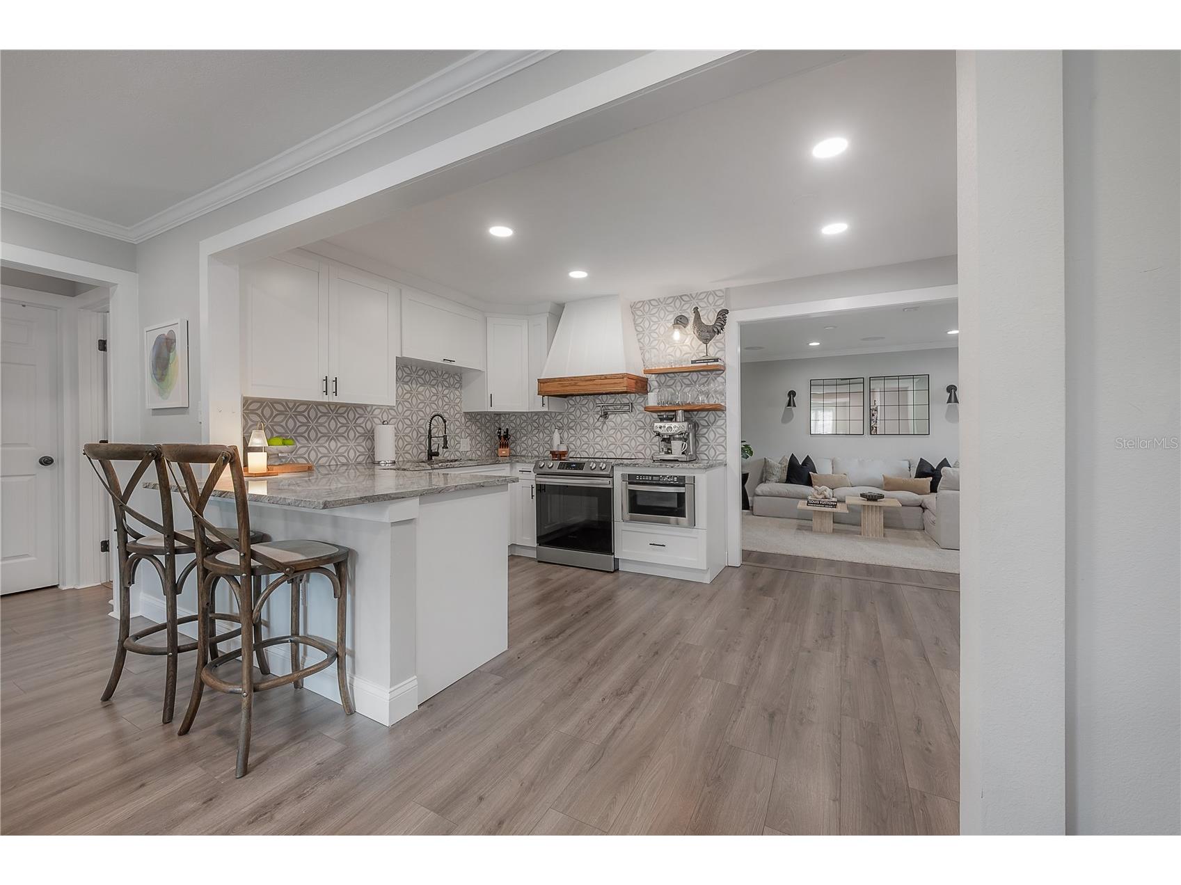 3401 W Van Buren Drive Tampa FL 33611 TB8513032 image13