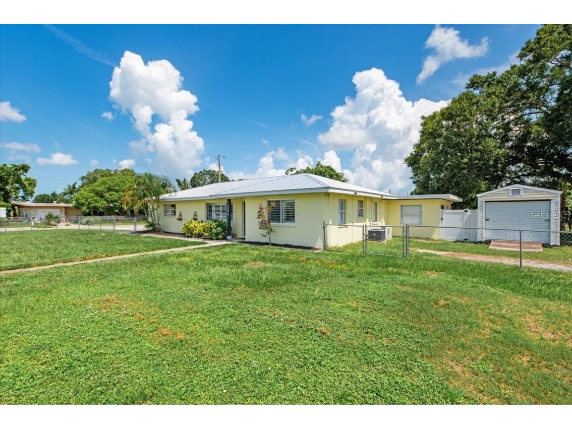 3402 15th Avenue W Bradenton FL 34205 A4659890 image42