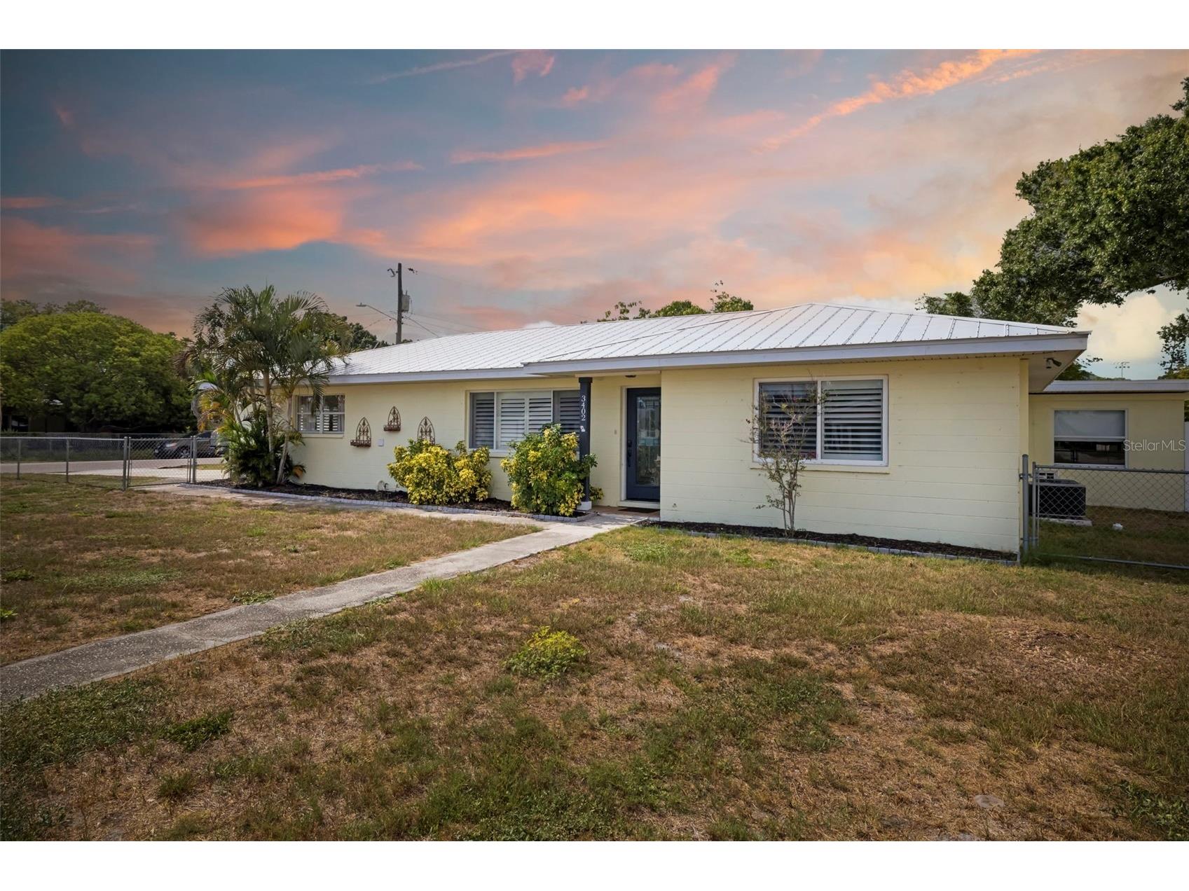 3402 15th Avenue W Bradenton FL 34205 A4698857 image1