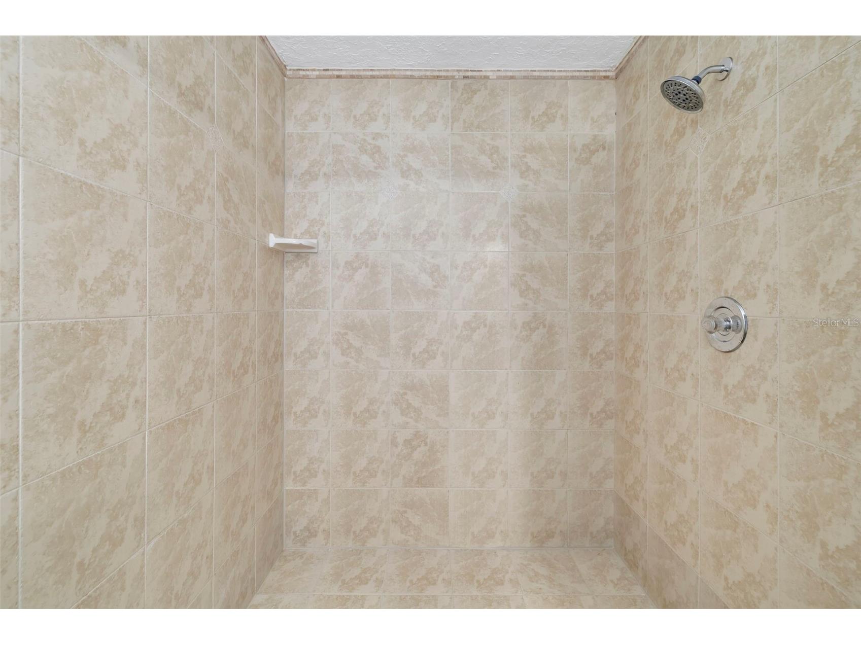 3402 15th Avenue W Bradenton FL 34205 A4698857 image46