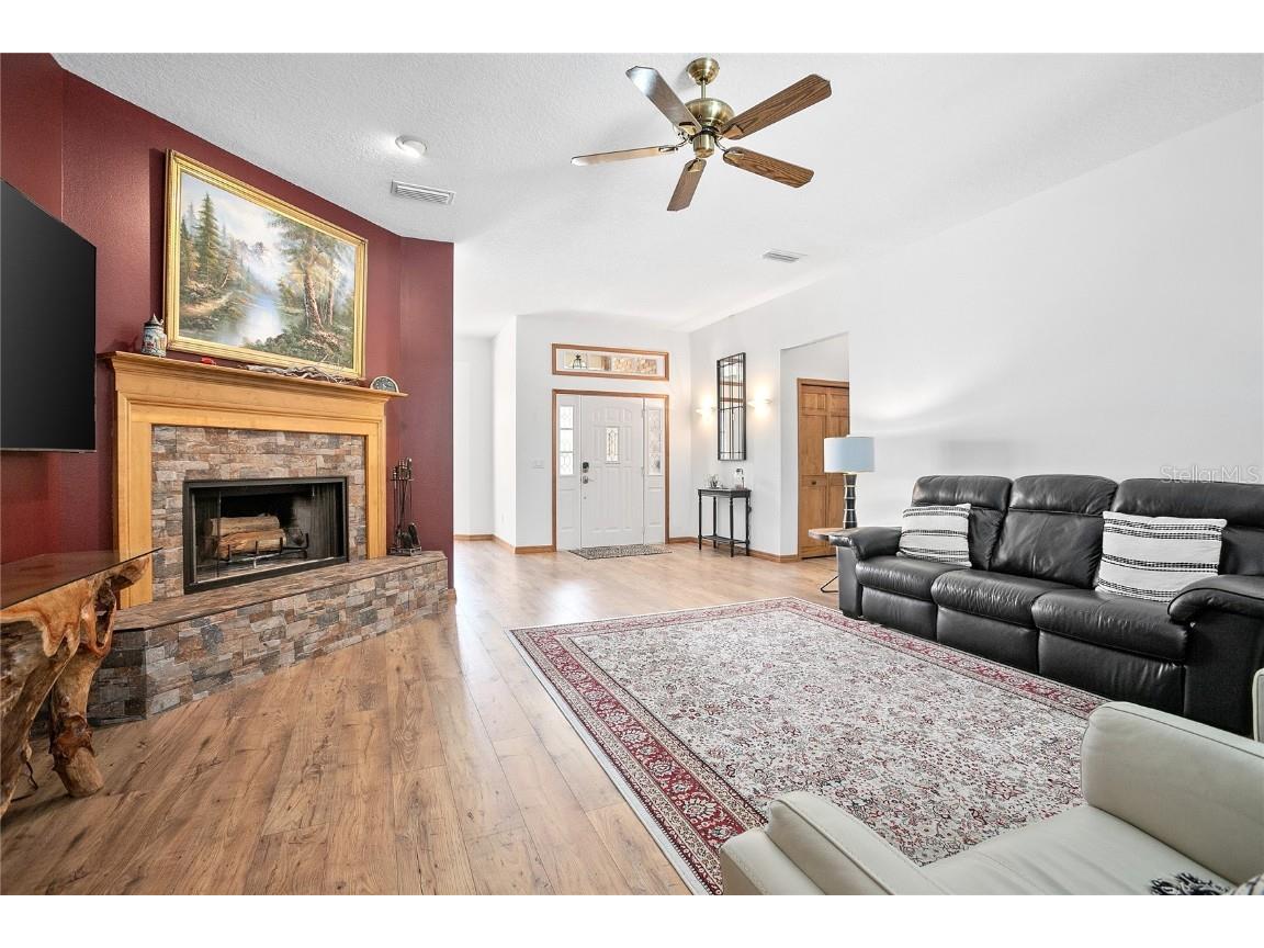 3402 Black Willow Trail Deland FL 32724 V4944023 image8