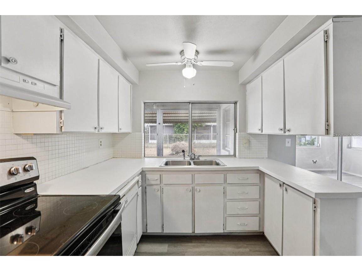 3402 Brookfield Drive Holiday FL 34691 TB8448235 image3