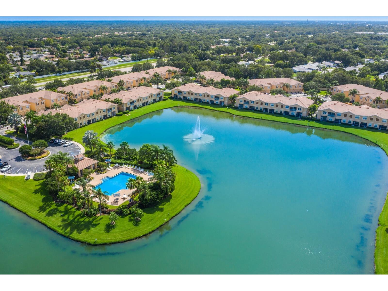 3402 Parkridge Circle Sarasota FL 34243 A4654688 image1