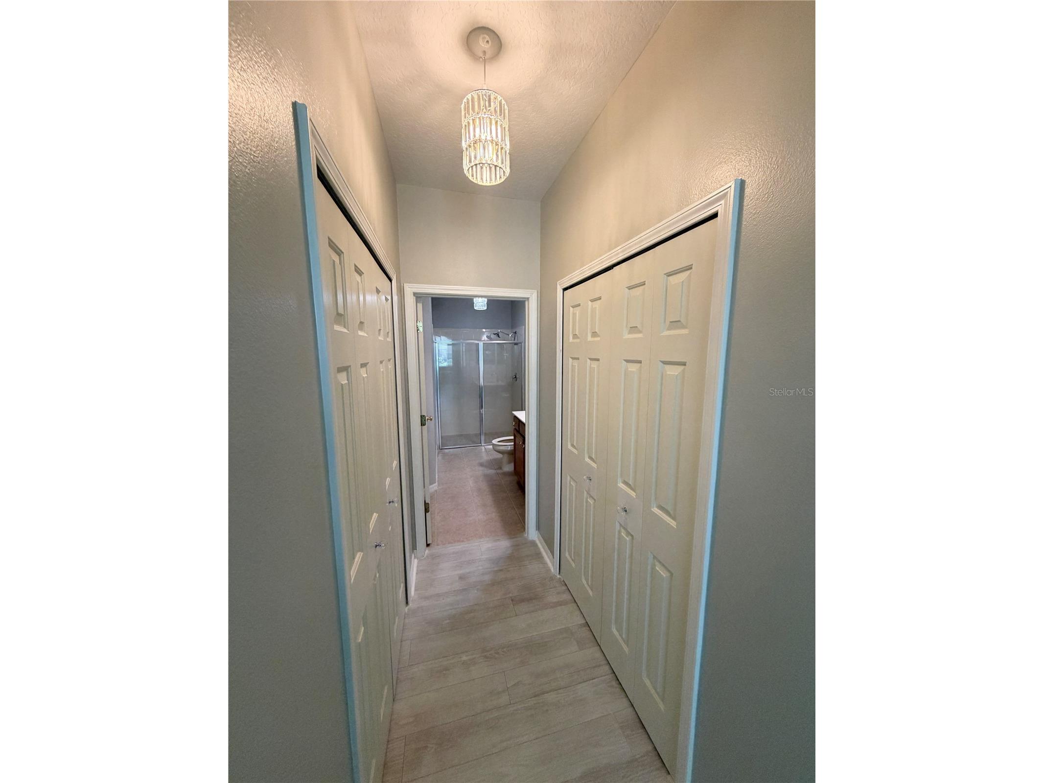 3402 Parkridge Circle Sarasota FL 34243 TB8476514 image16