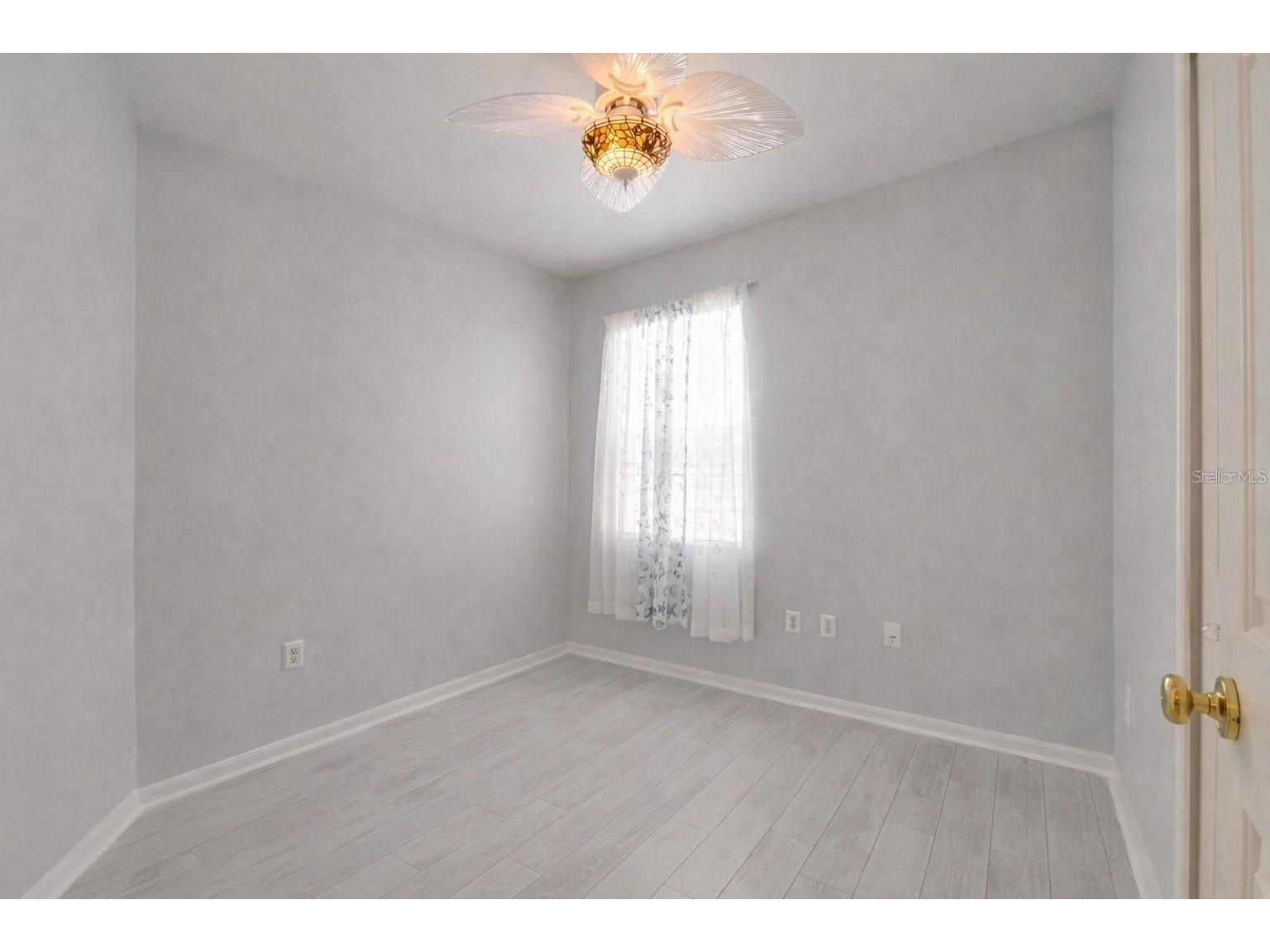 3402 Parkridge Circle Sarasota FL 34243 TB8476514 image19