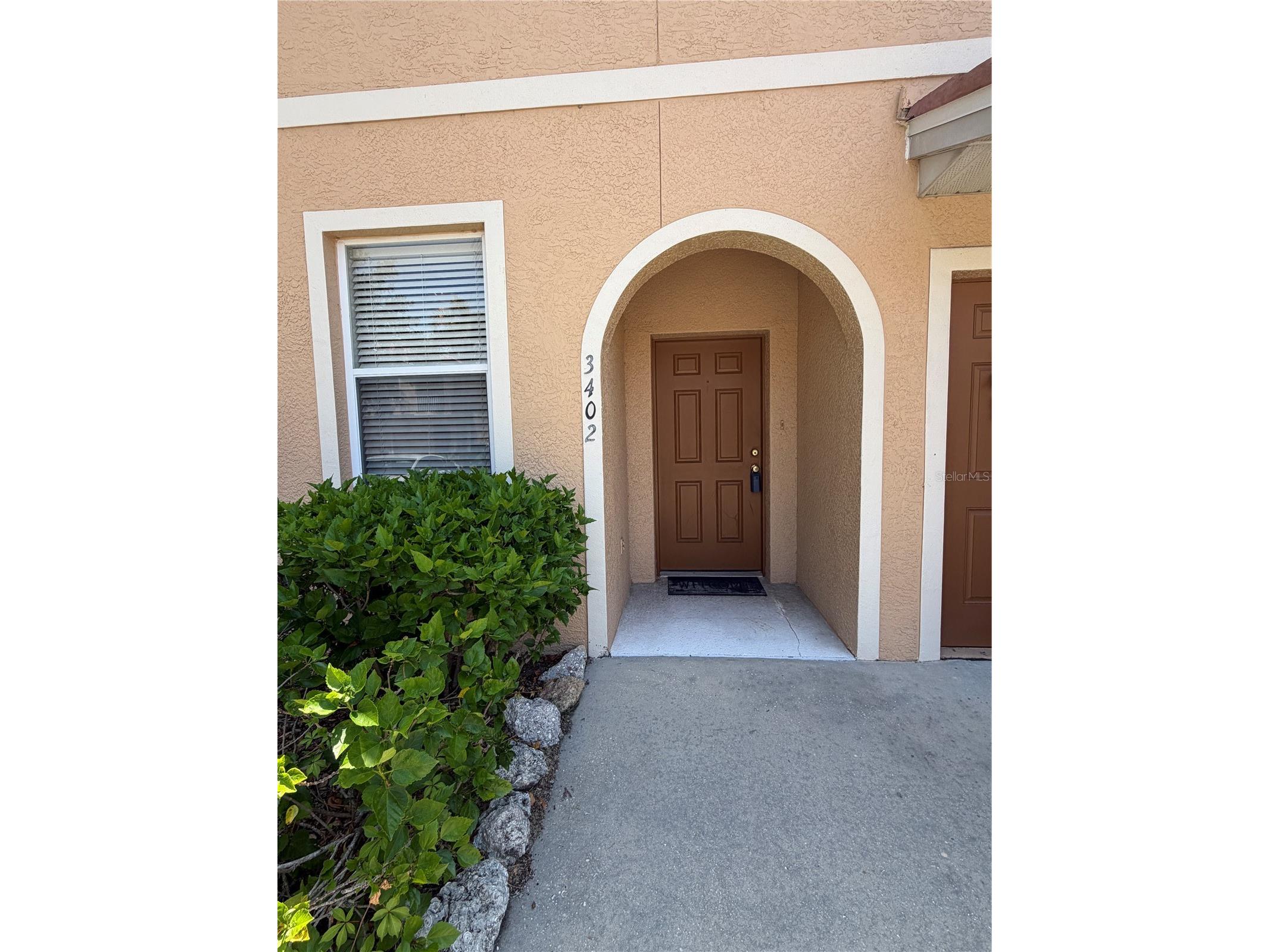 3402 Parkridge Circle Sarasota FL 34243 TB8476514 image2