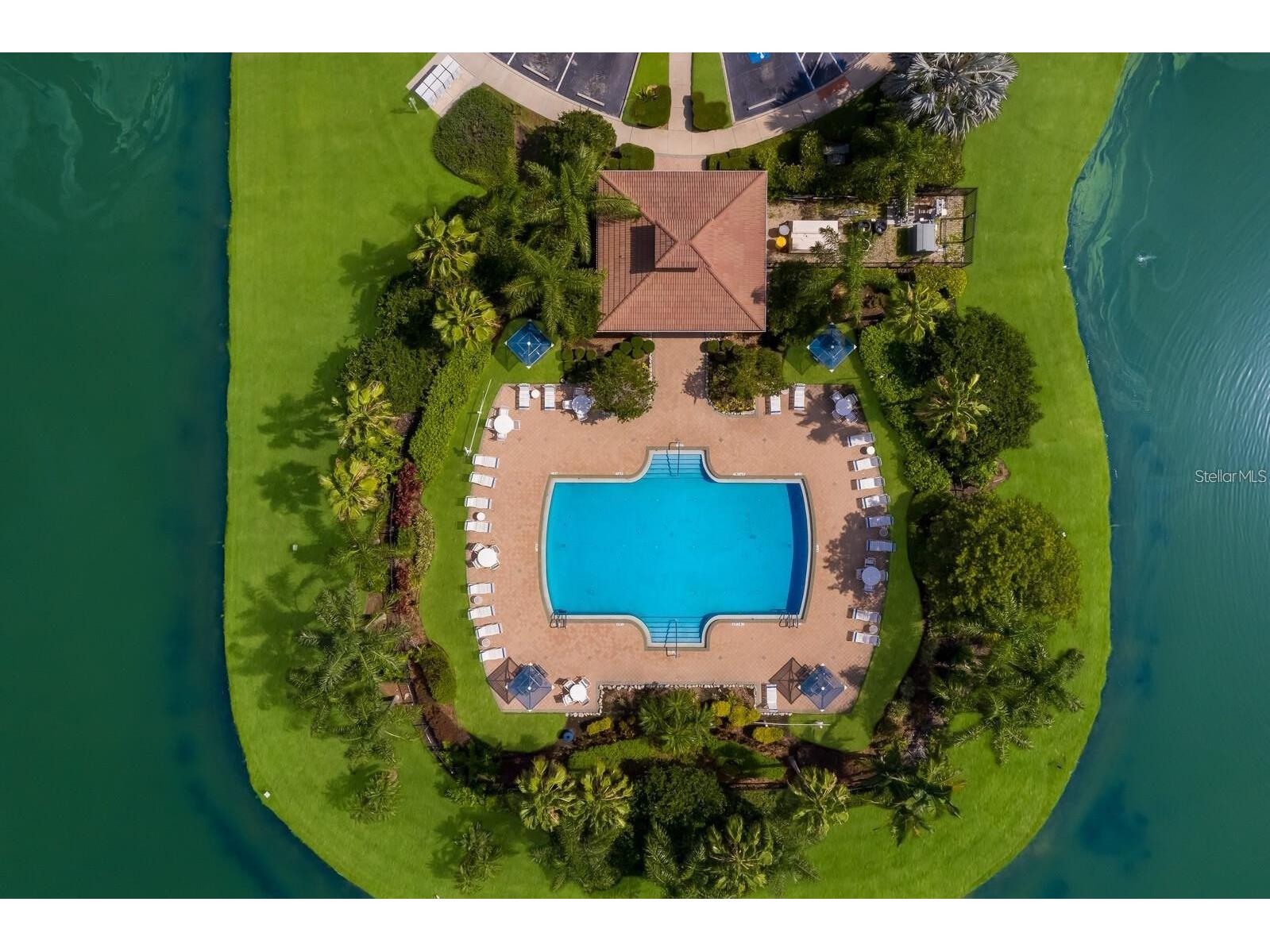3402 Parkridge Circle Sarasota FL 34243 TB8476514 image30