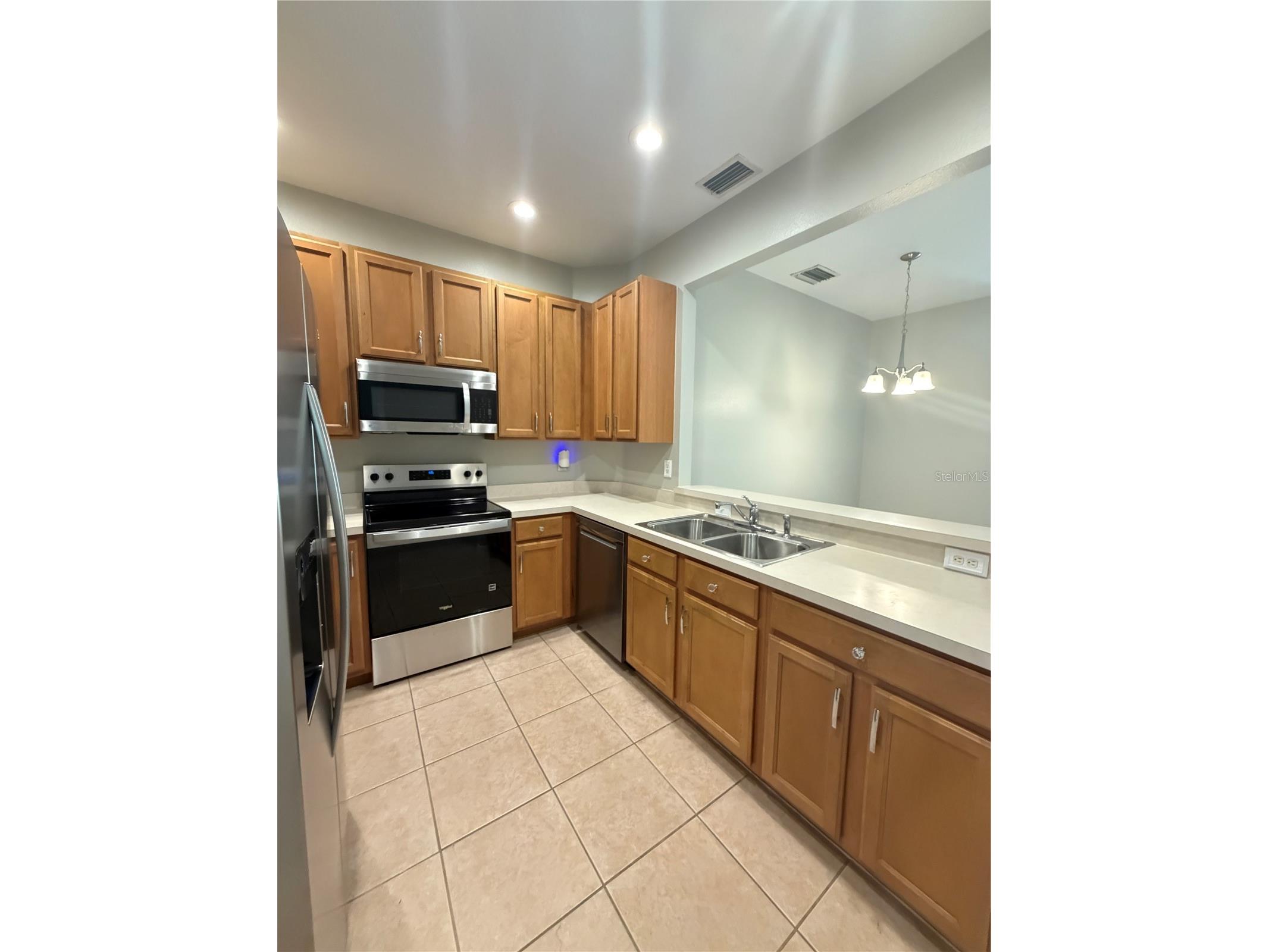 3402 Parkridge Circle Sarasota FL 34243 TB8476514 image8