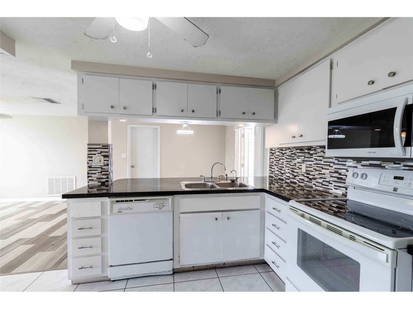 3402 Seffner Drive Holiday FL 34691 TB8471835 image9