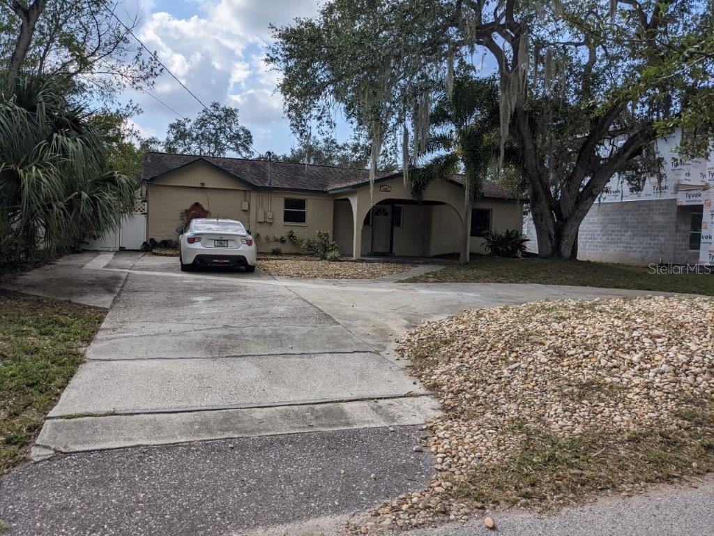 3402 W Van Buren Drive Tampa FL 33611 U8200882 image1