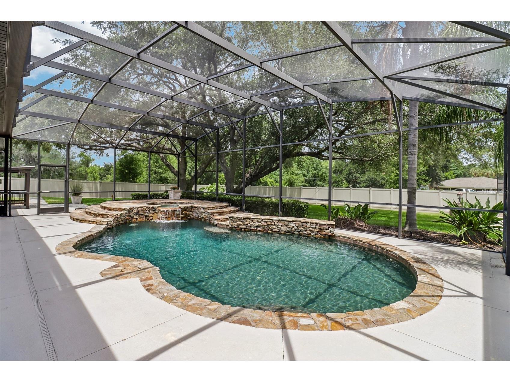 34028 Matthews Cove Leesburg FL 34788 G5112551 image40
