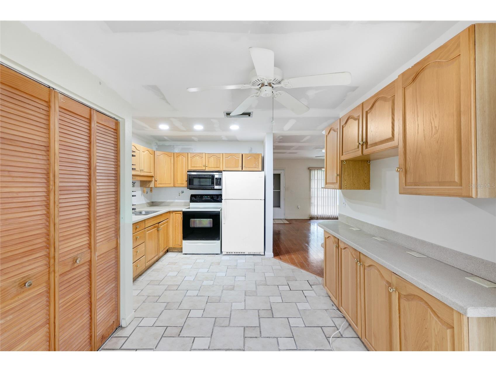 3403 41st Street W #19 Bradenton FL 34205 A4693466 image9