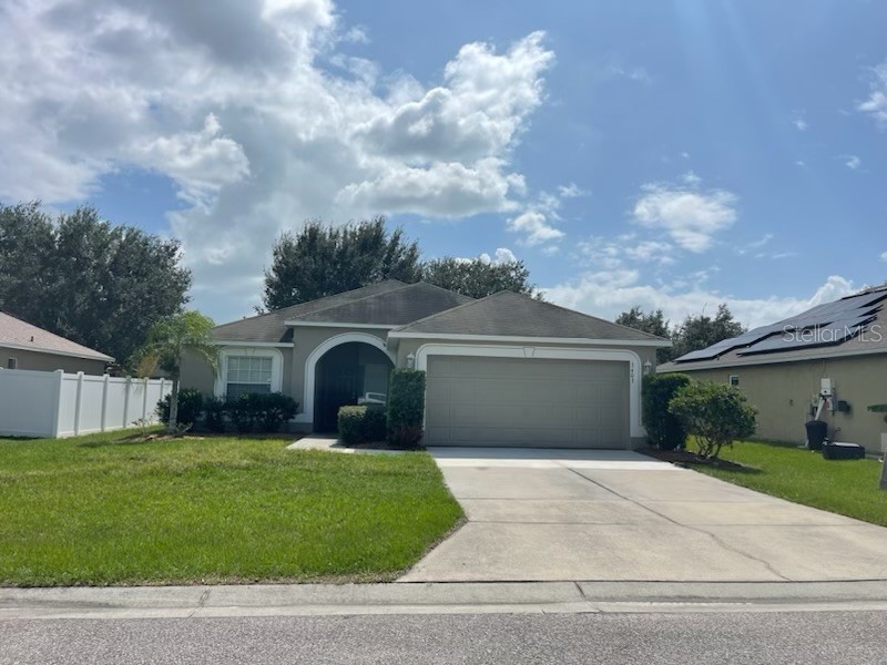 3403 Grove Blossom Lane Plant City FL 33567 L4939940 image1