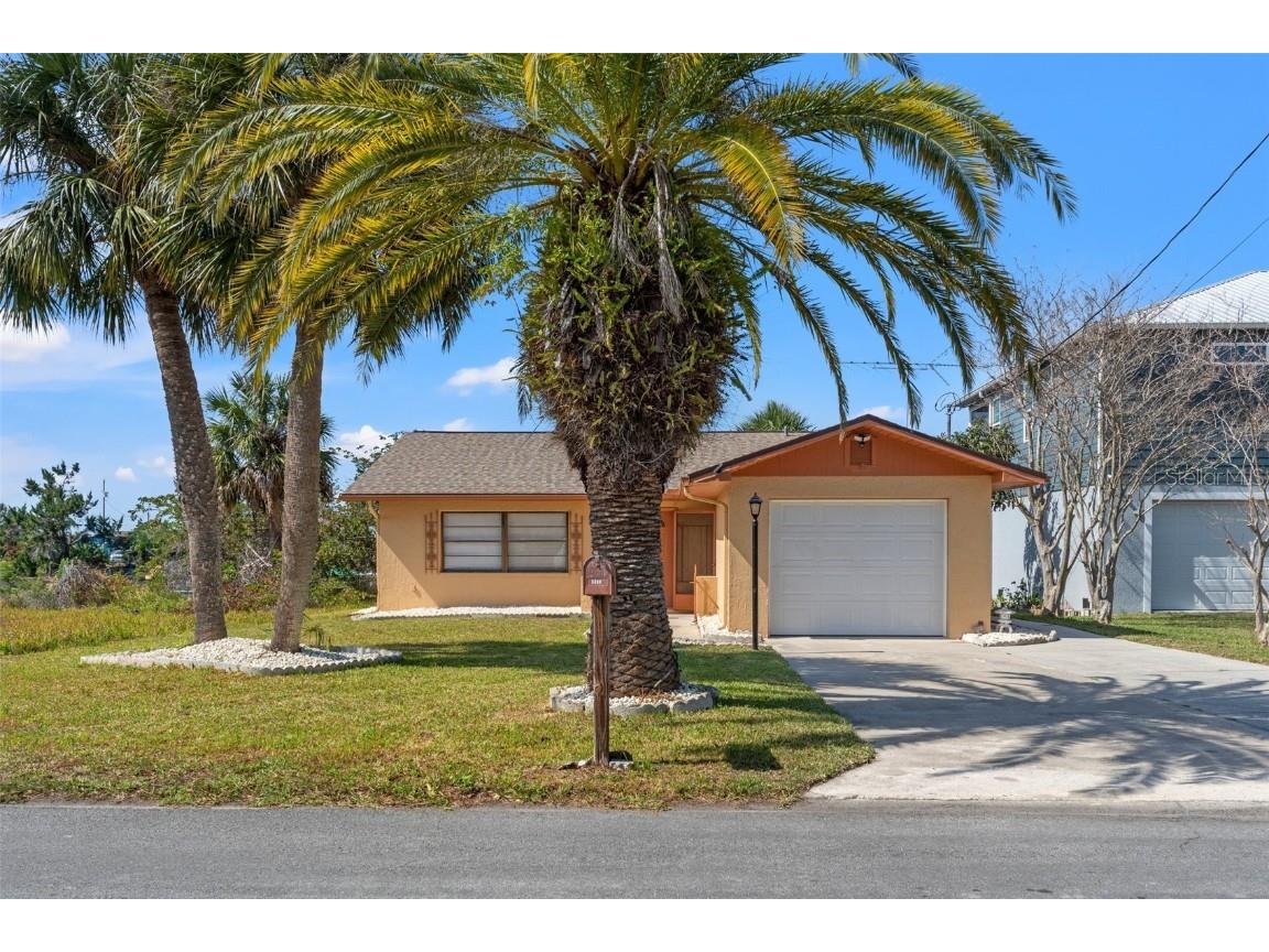 3403 Holly Springs Drive Hernando Beach FL 34607 - SWAN CANAL W7872590 image1