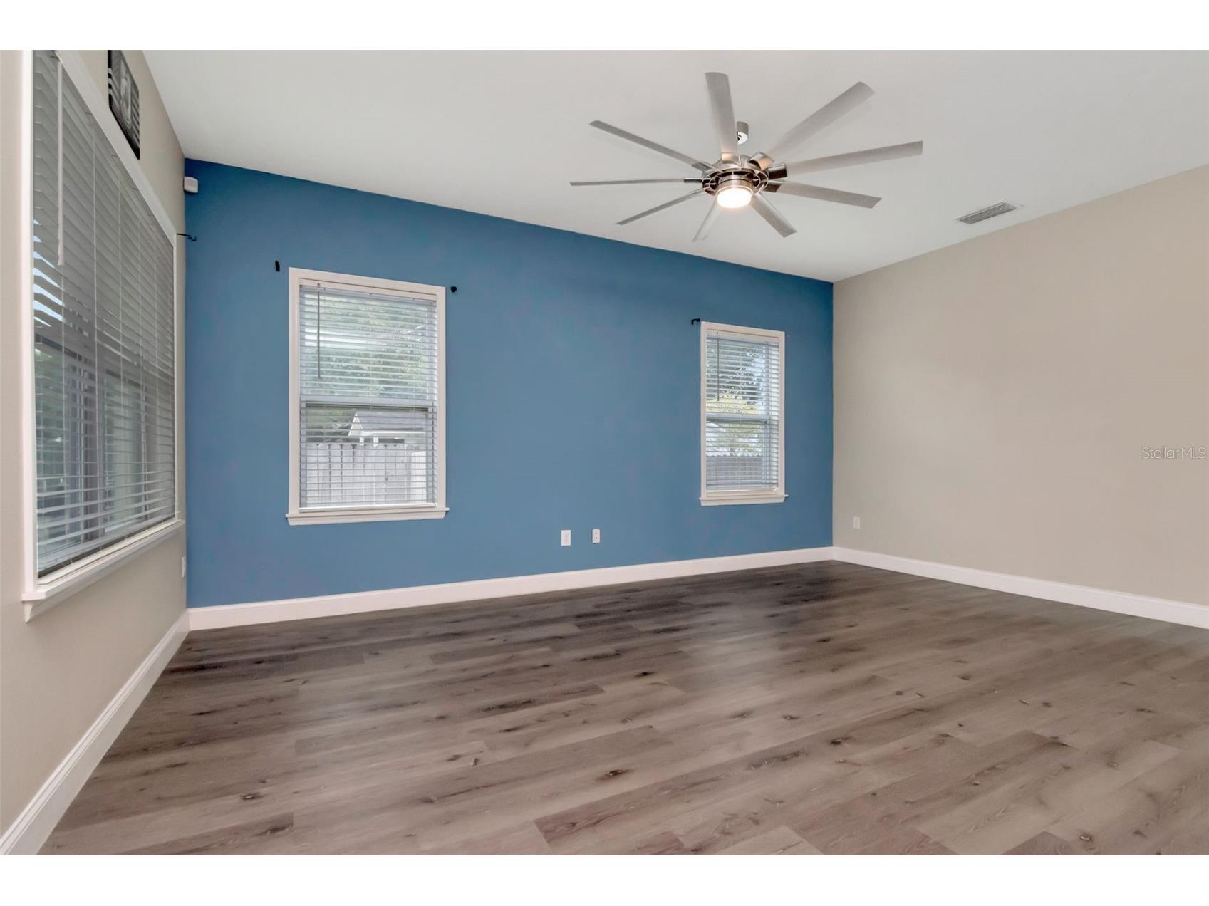 3403 N Garrison Street Tampa FL 33619 TB8507242 image4