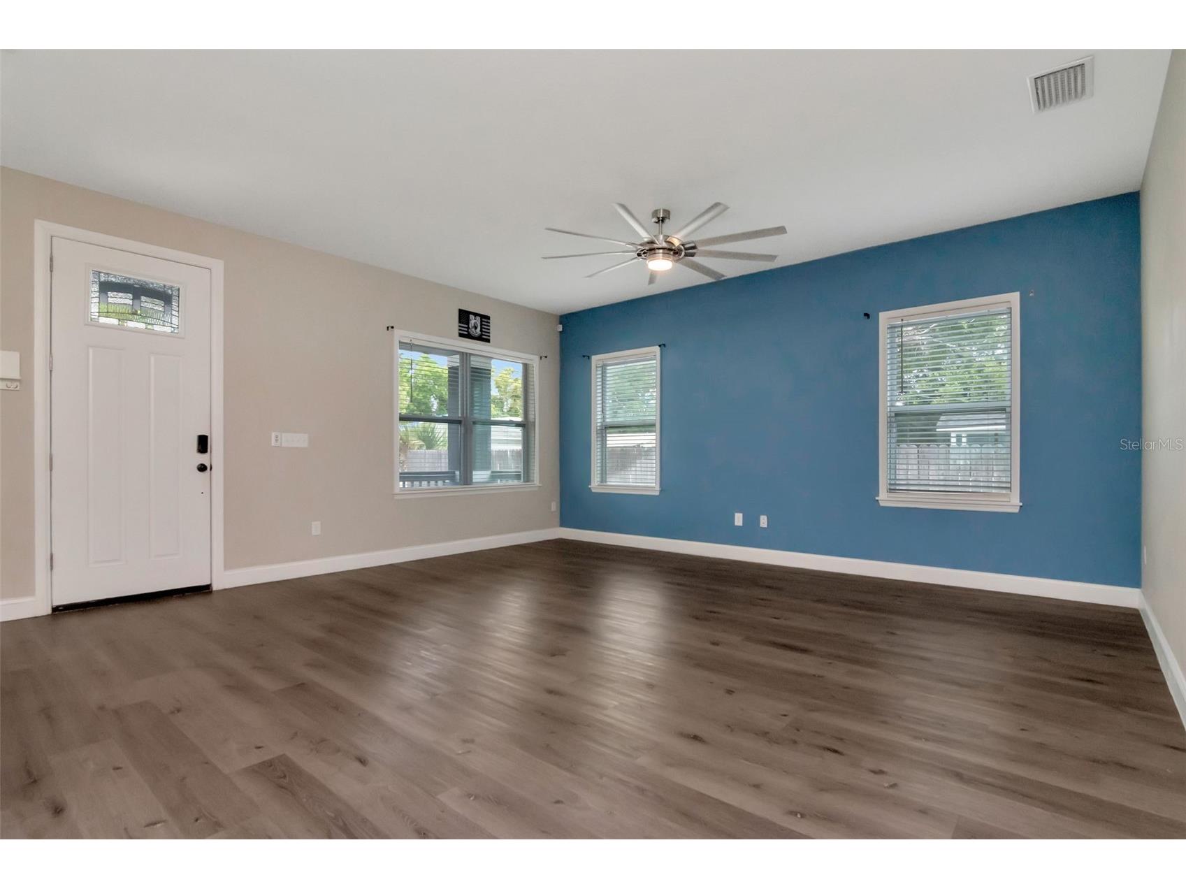 3403 N Garrison Street Tampa FL 33619 TB8507242 image6