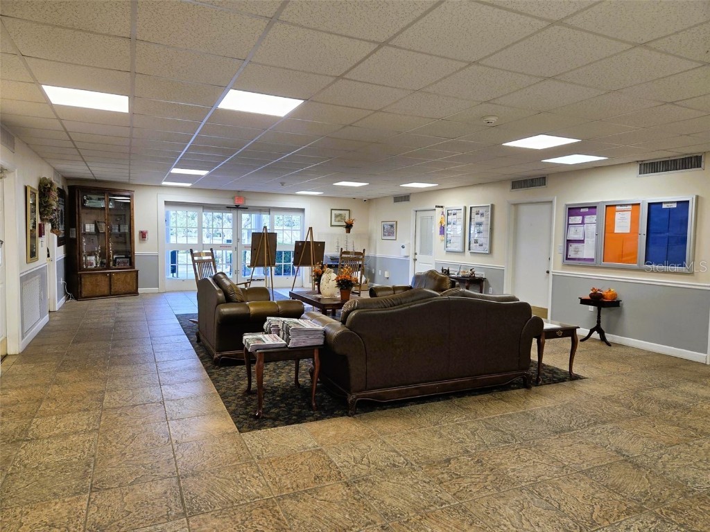 3403 Overcup Oak Terrace Sarasota FL 34237 A4671650 image31