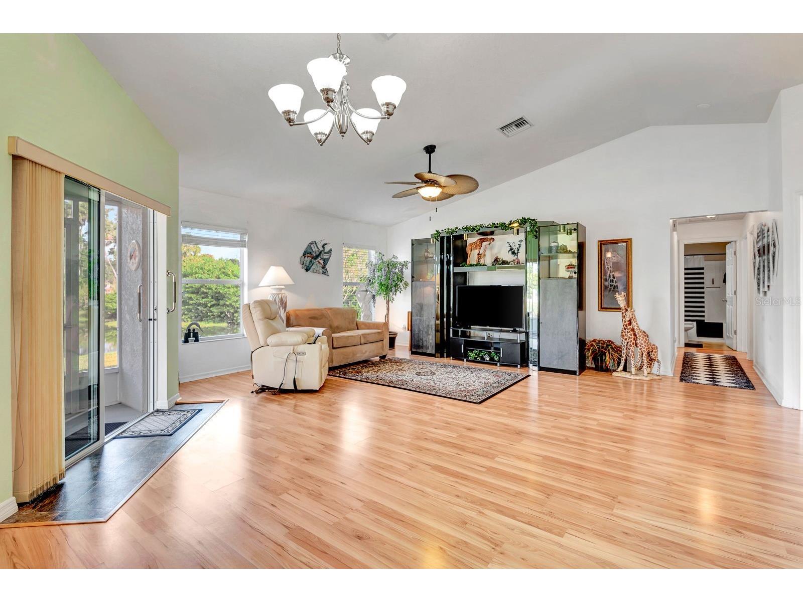 3404 54th Street E Palmetto FL 34221 A4674796 image8