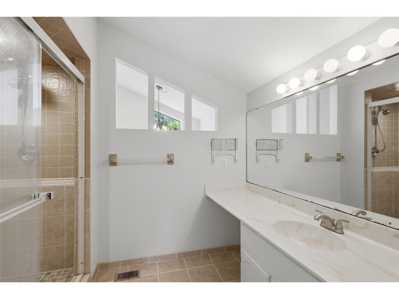 3404 62nd Street E Bradenton FL 34208 A4699318 image33