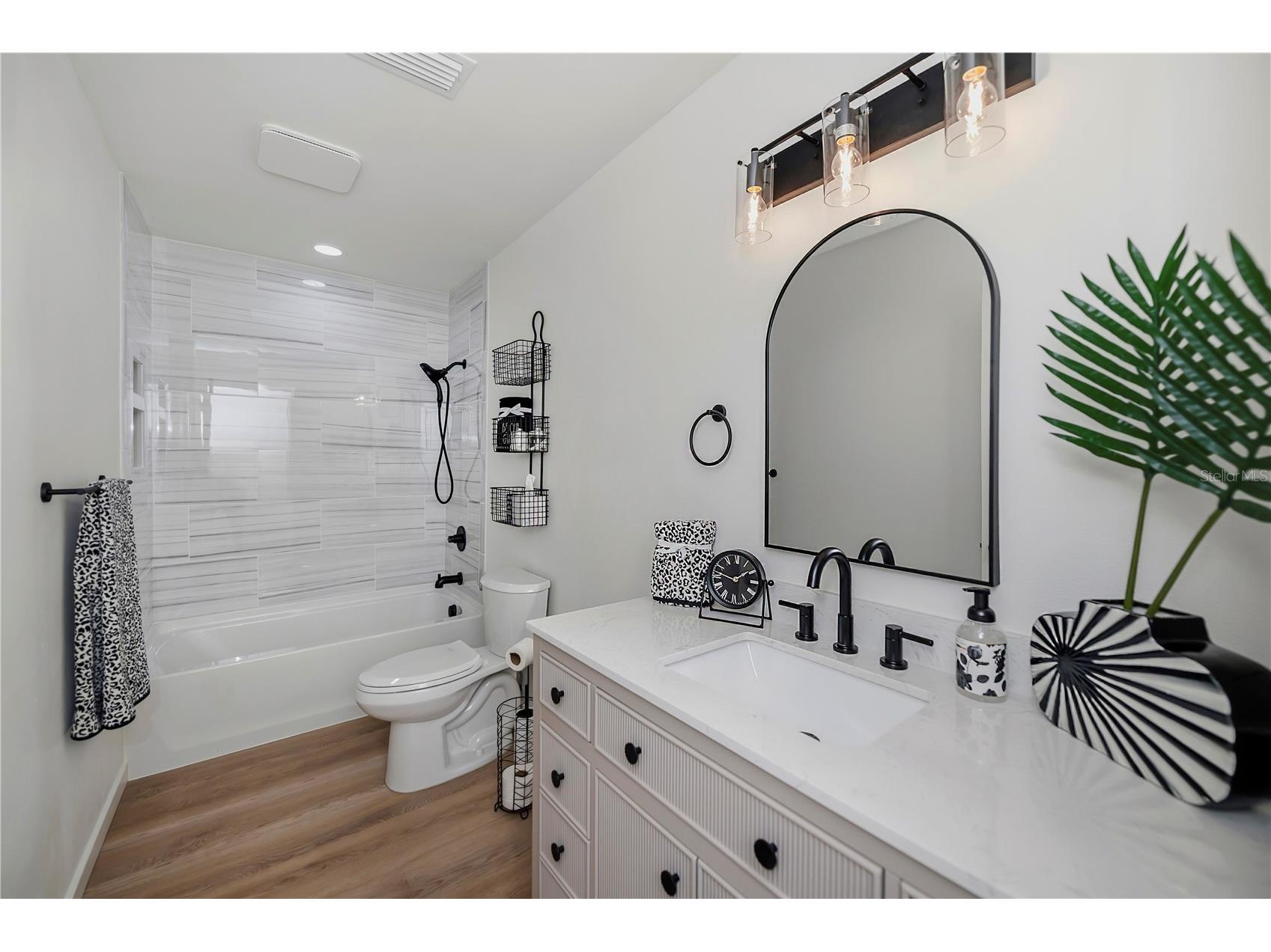 3404 Lake View Boulevard Port Charlotte FL 33948 - LITTLE ALLIGATOR CREEK C7525115 image47
