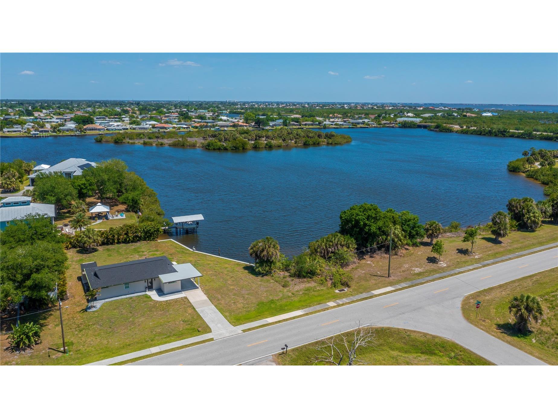 3404 Lake View Boulevard Port Charlotte FL 33948 - LITTLE ALLIGATOR CREEK C7525115 image7