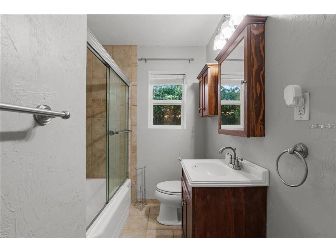 3404 NW 4th Street Gainesville FL 32609 GC532030 image11