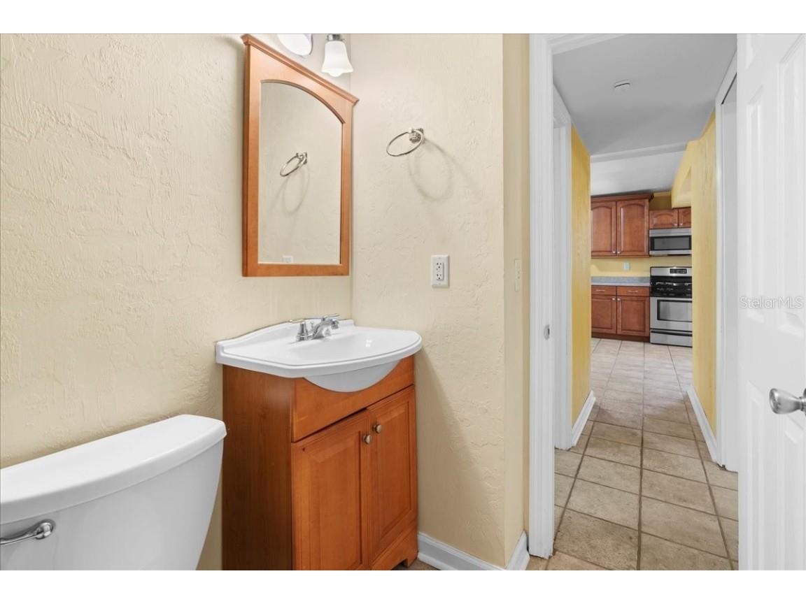 3404 NW 4th Street Gainesville FL 32609 GC532030 image16