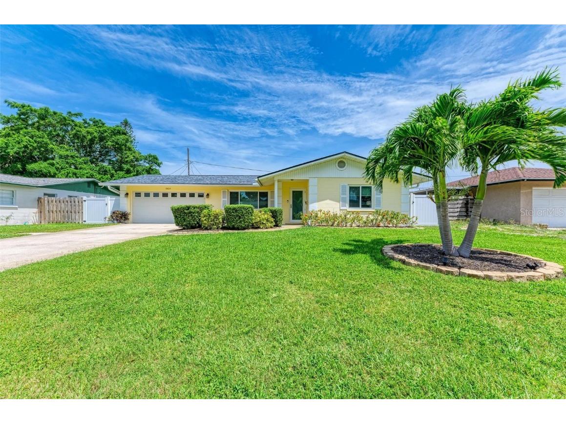 3404 York Drive W Bradenton FL 34205 A4574260 image1