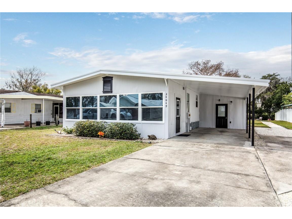 34049 Linda Lane Leesburg FL 34788 - LAKE EUSTIS G5077654 image1