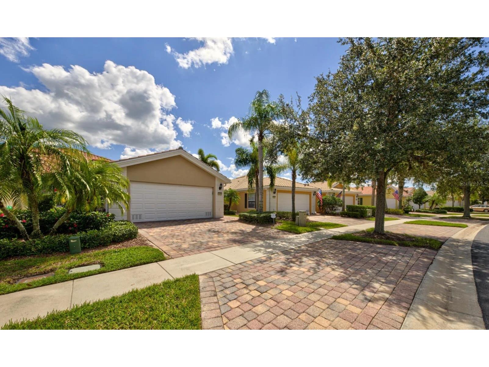 3405 Hyperion Way SE Palm Bay FL 32909 TB8492458 image1