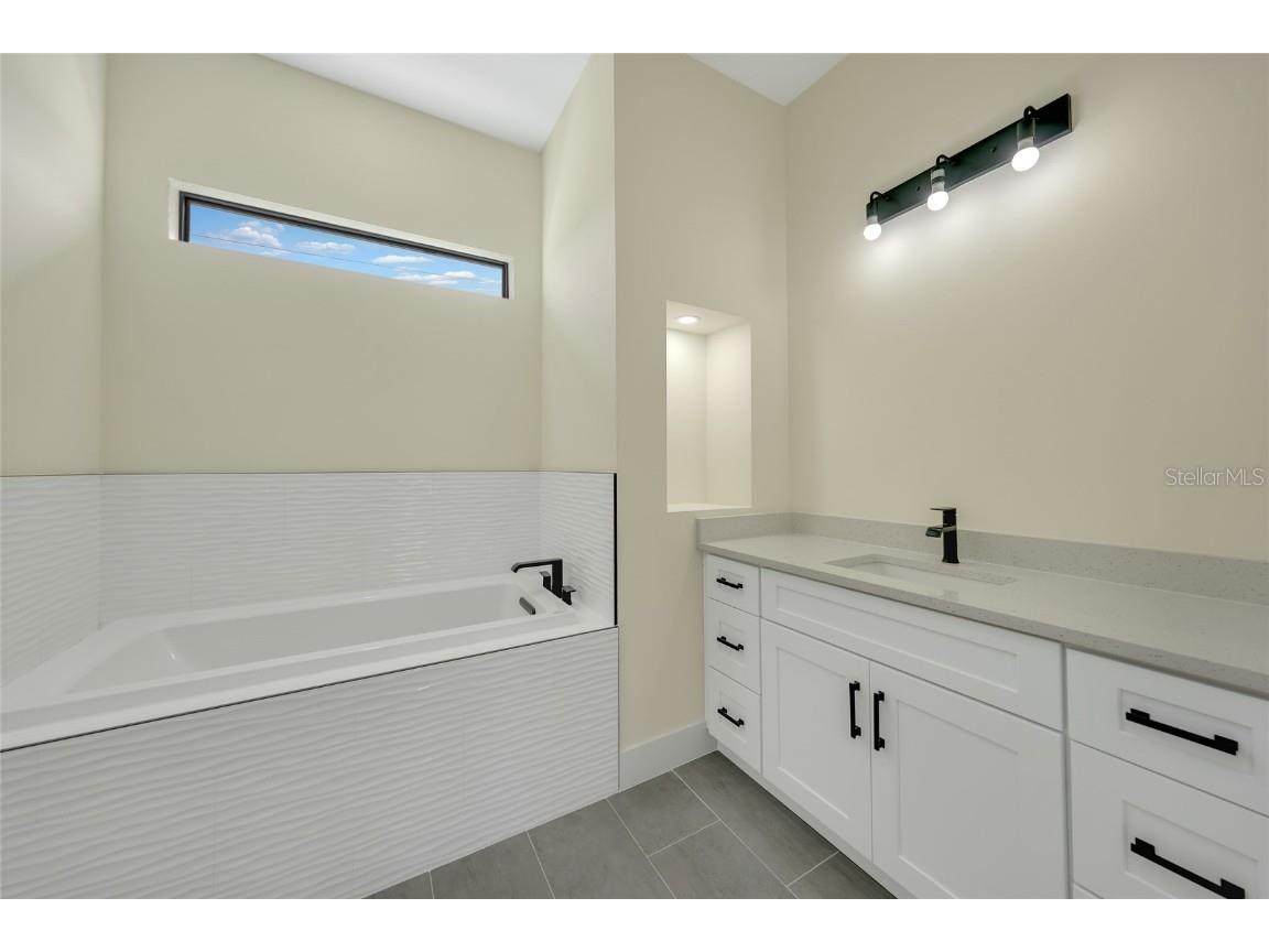 3405 NW 8th Terrace Cape Coral FL 33993 C7518890 image20