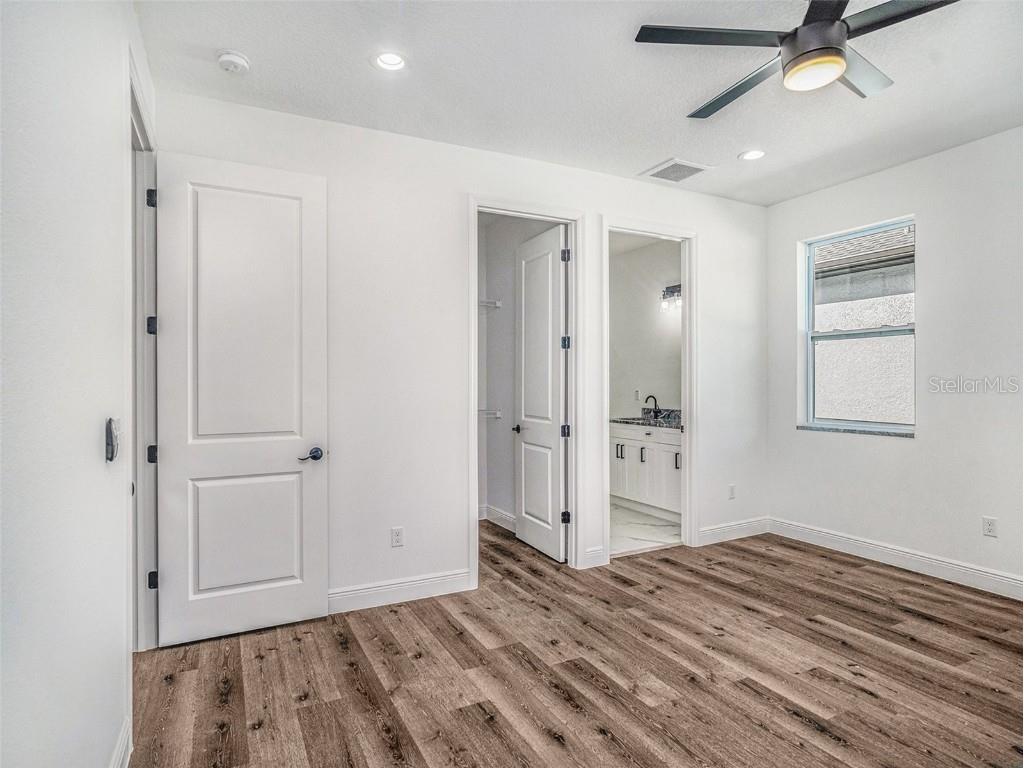 3405 Phillips Street Tampa FL 33619 TB8446878 image21