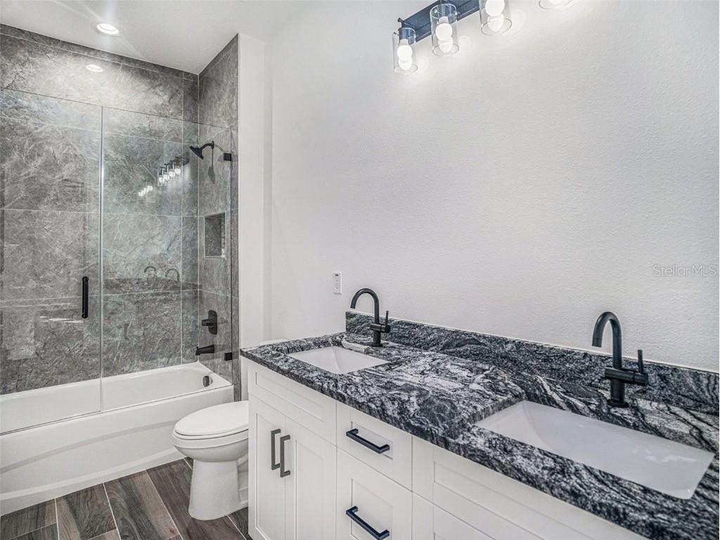 3405 Phillips Street Tampa FL 33619 TB8446878 image22