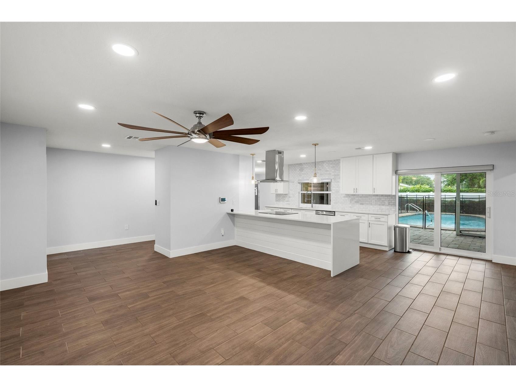 3405 S Lockwood Ridge Road Sarasota FL 34239 A4694917 image10