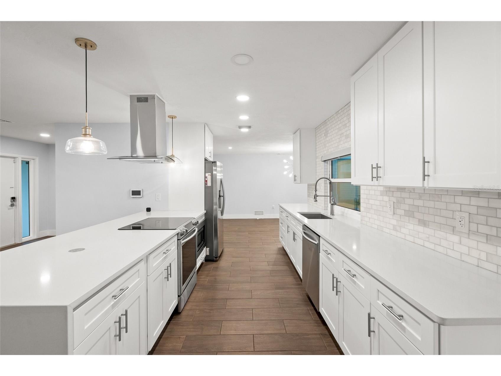 3405 S Lockwood Ridge Road Sarasota FL 34239 A4694917 image12