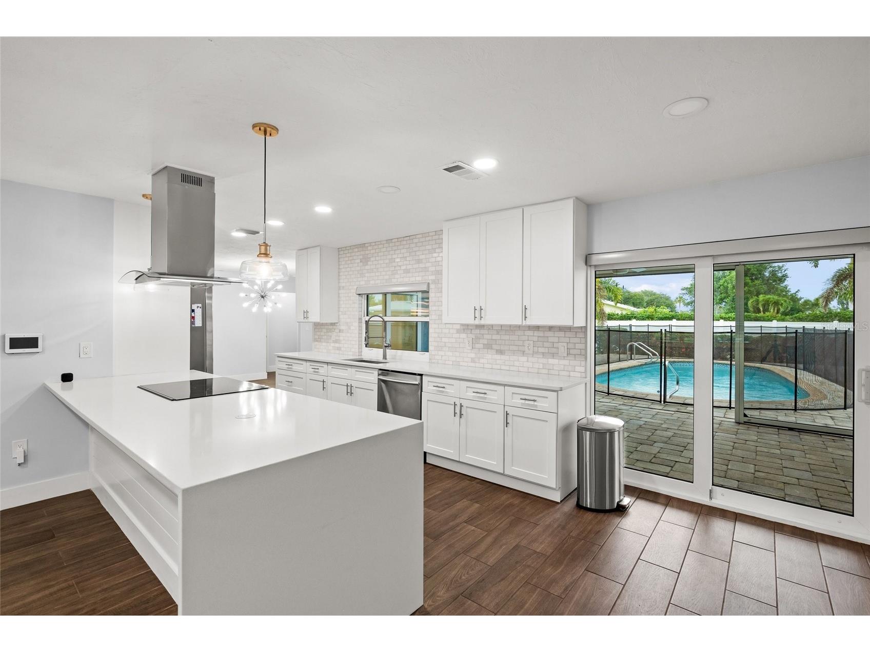 3405 S Lockwood Ridge Road Sarasota FL 34239 A4694917 image13