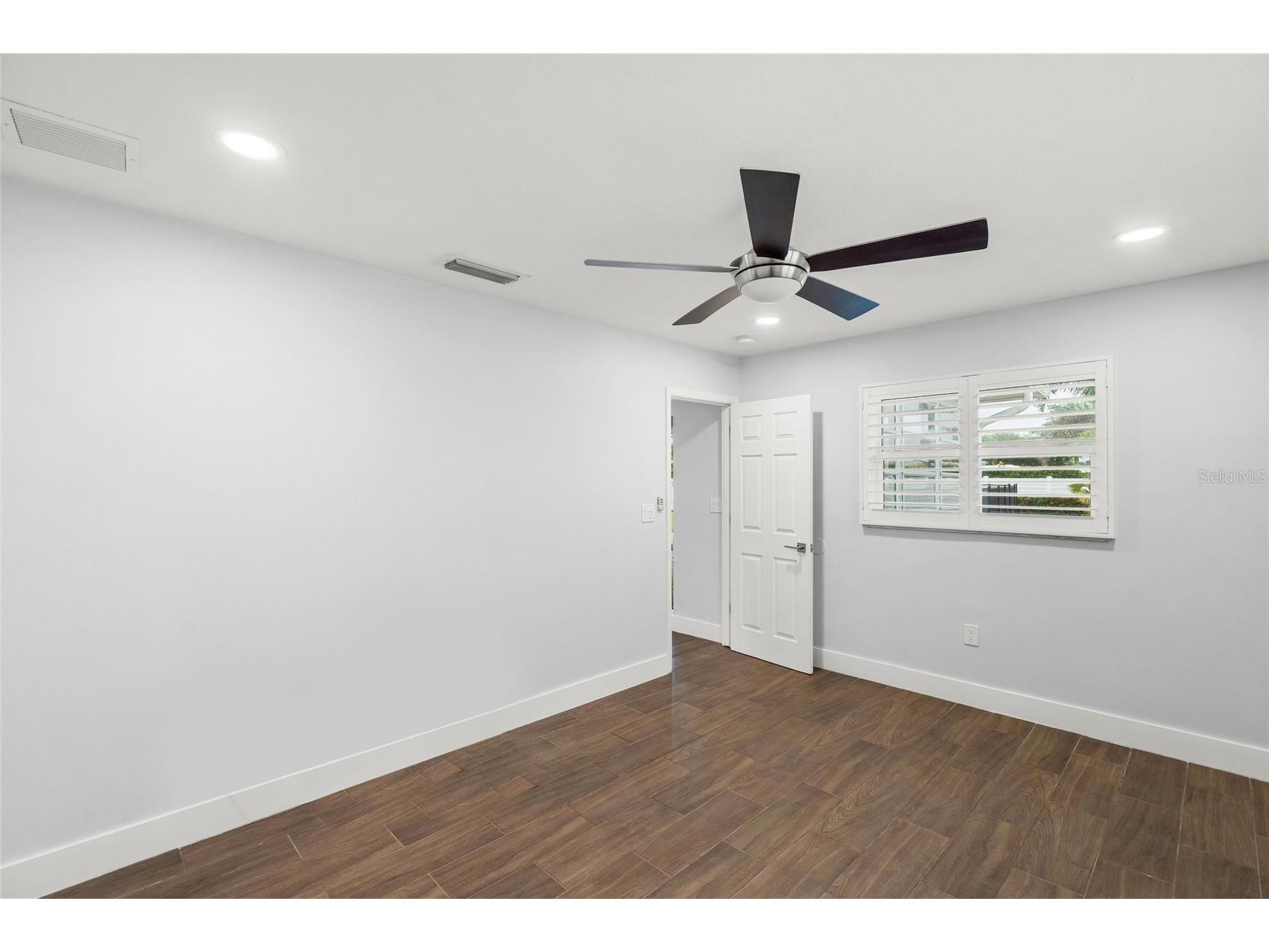 3405 S Lockwood Ridge Road Sarasota FL 34239 A4694917 image23