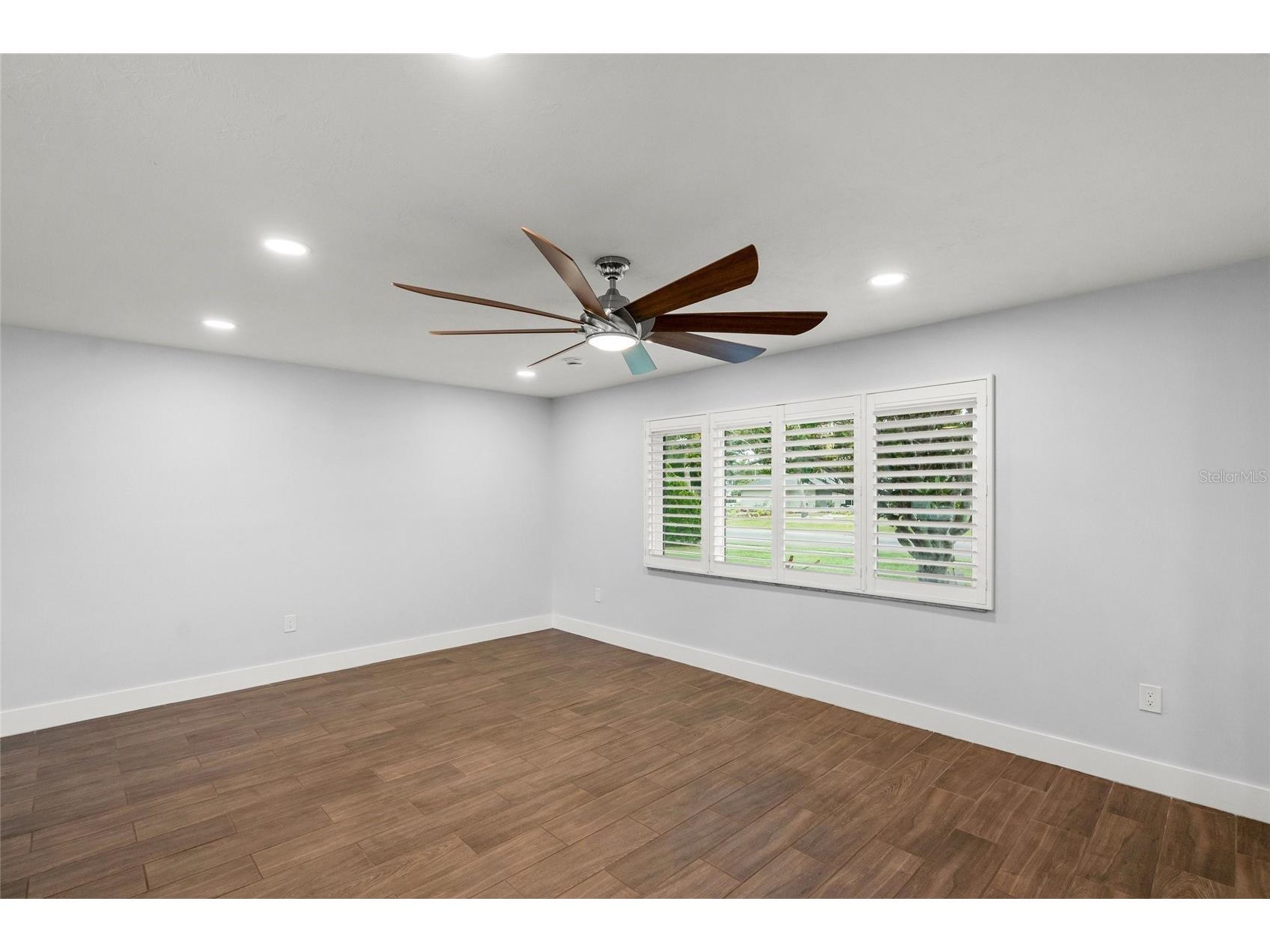 3405 S Lockwood Ridge Road Sarasota FL 34239 A4694917 image6