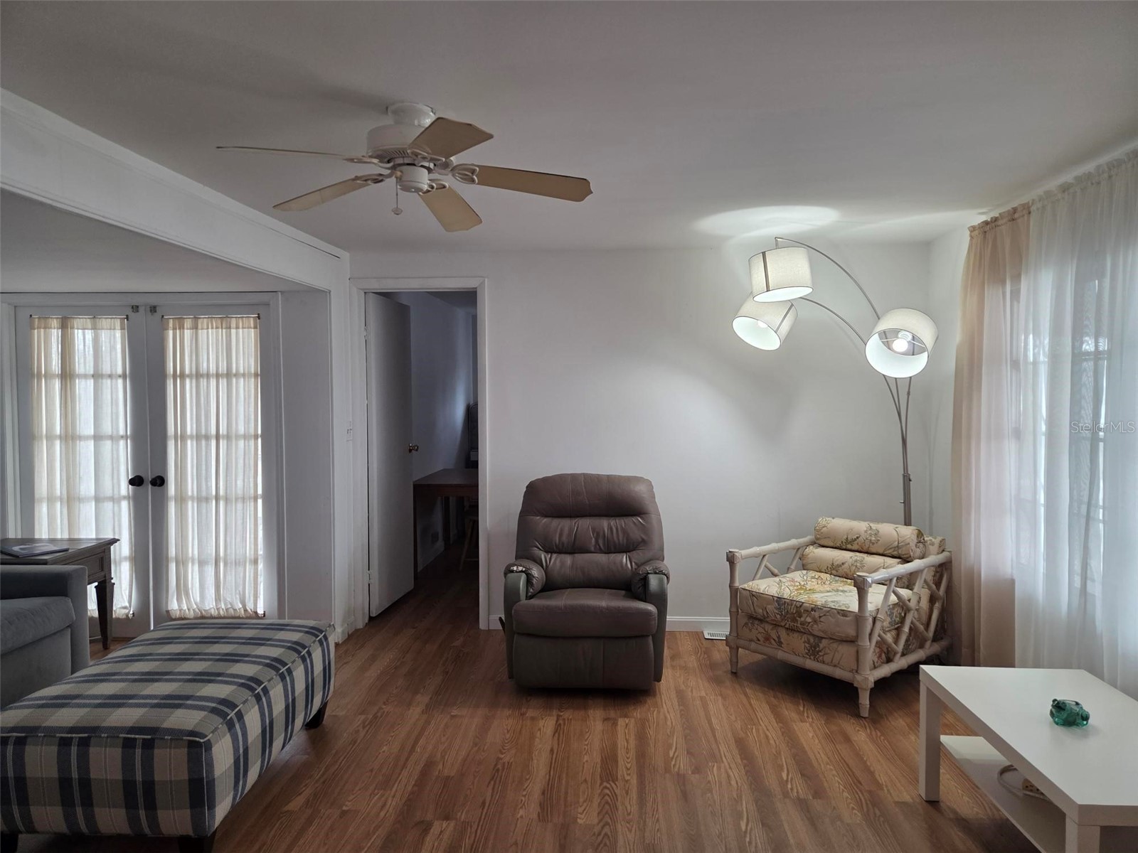 3405 Spanish Oak Terrace Sarasota FL 34237 A4673127 image12