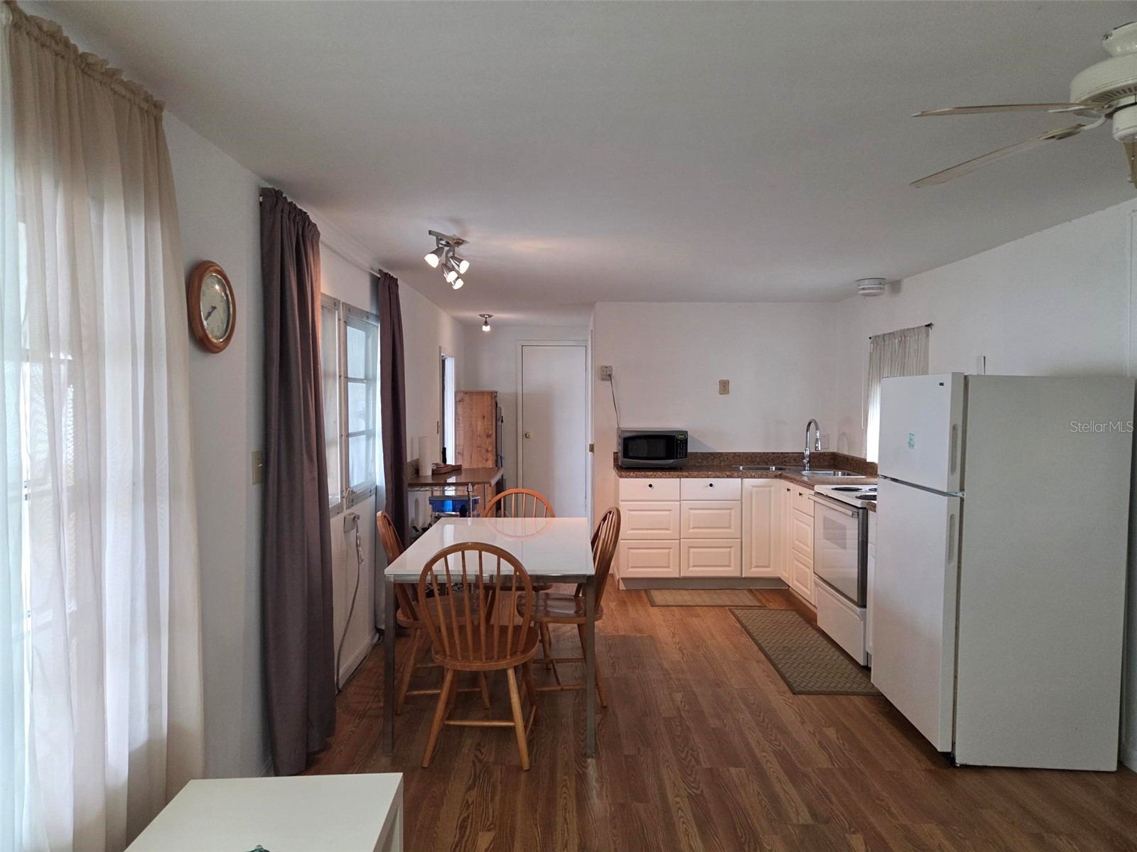 3405 Spanish Oak Terrace Sarasota FL 34237 A4673127 image13