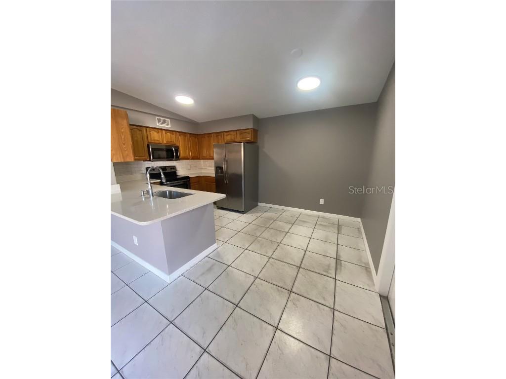 3405 W Sligh Avenue Tampa FL 33614 TB8458847 image4