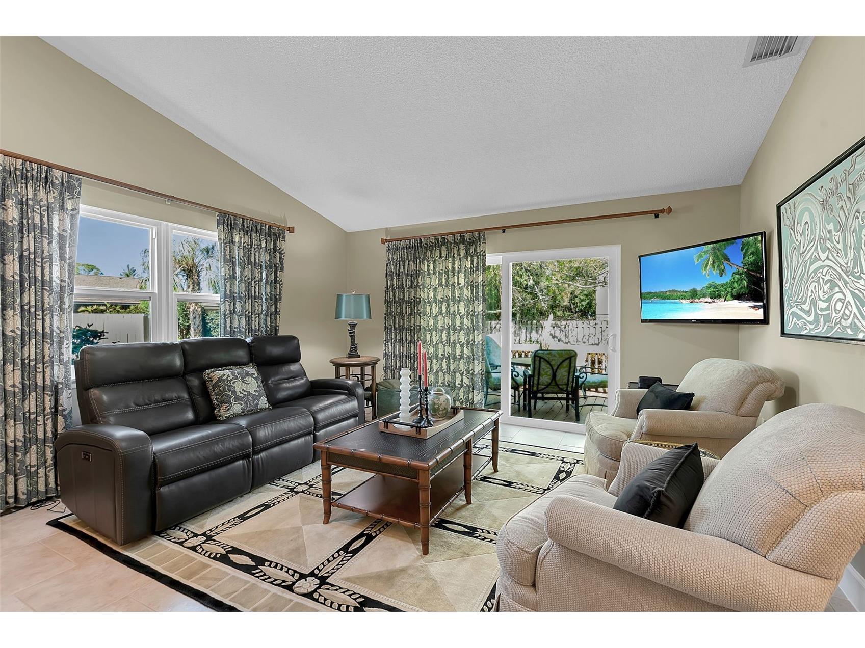 3406 Avenida Madera #B Bradenton FL 34210 A4683088 image8